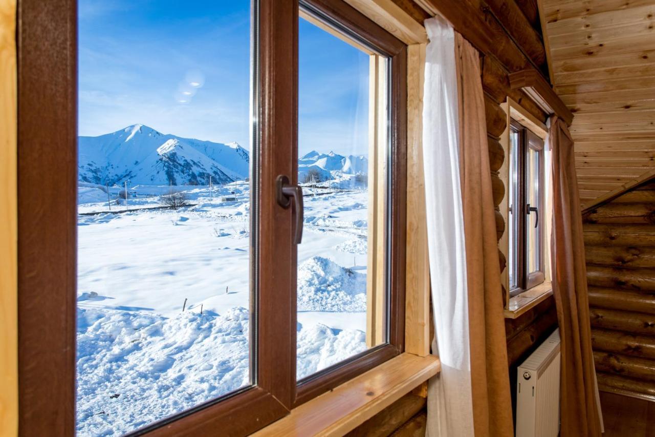 Snow Time Eco Chalet Gudauri Luaran gambar