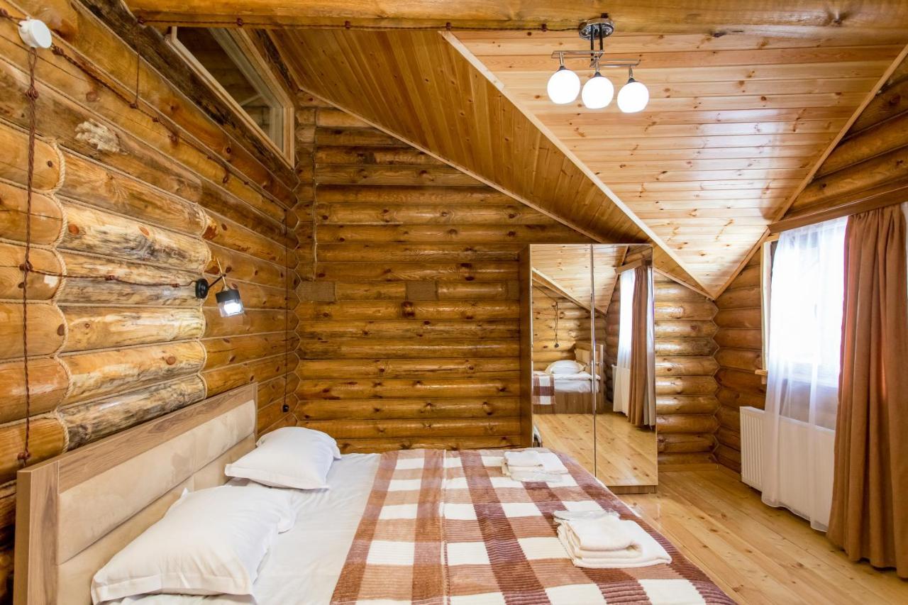 Snow Time Eco Chalet Gudauri Luaran gambar