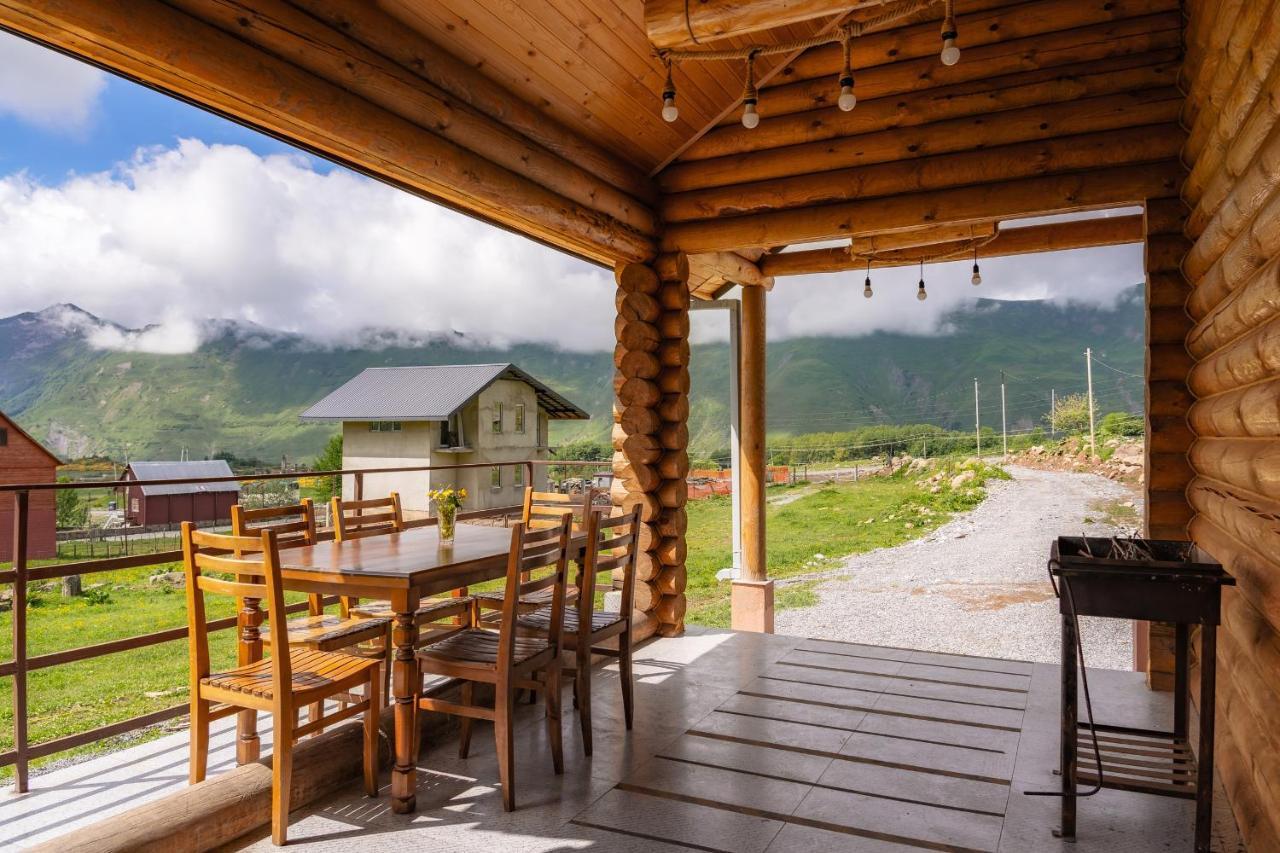 Snow Time Eco Chalet Gudauri Luaran gambar