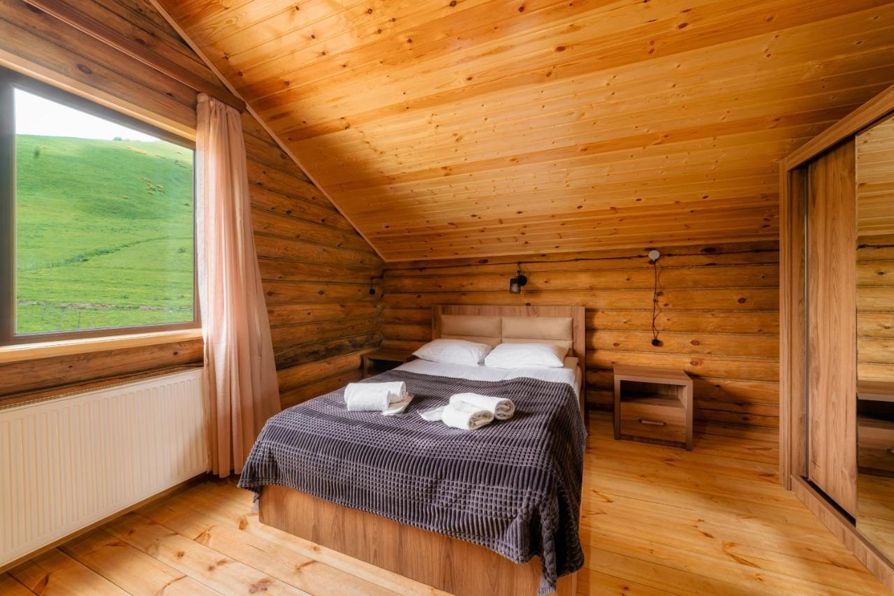 Snow Time Eco Chalet Gudauri Luaran gambar